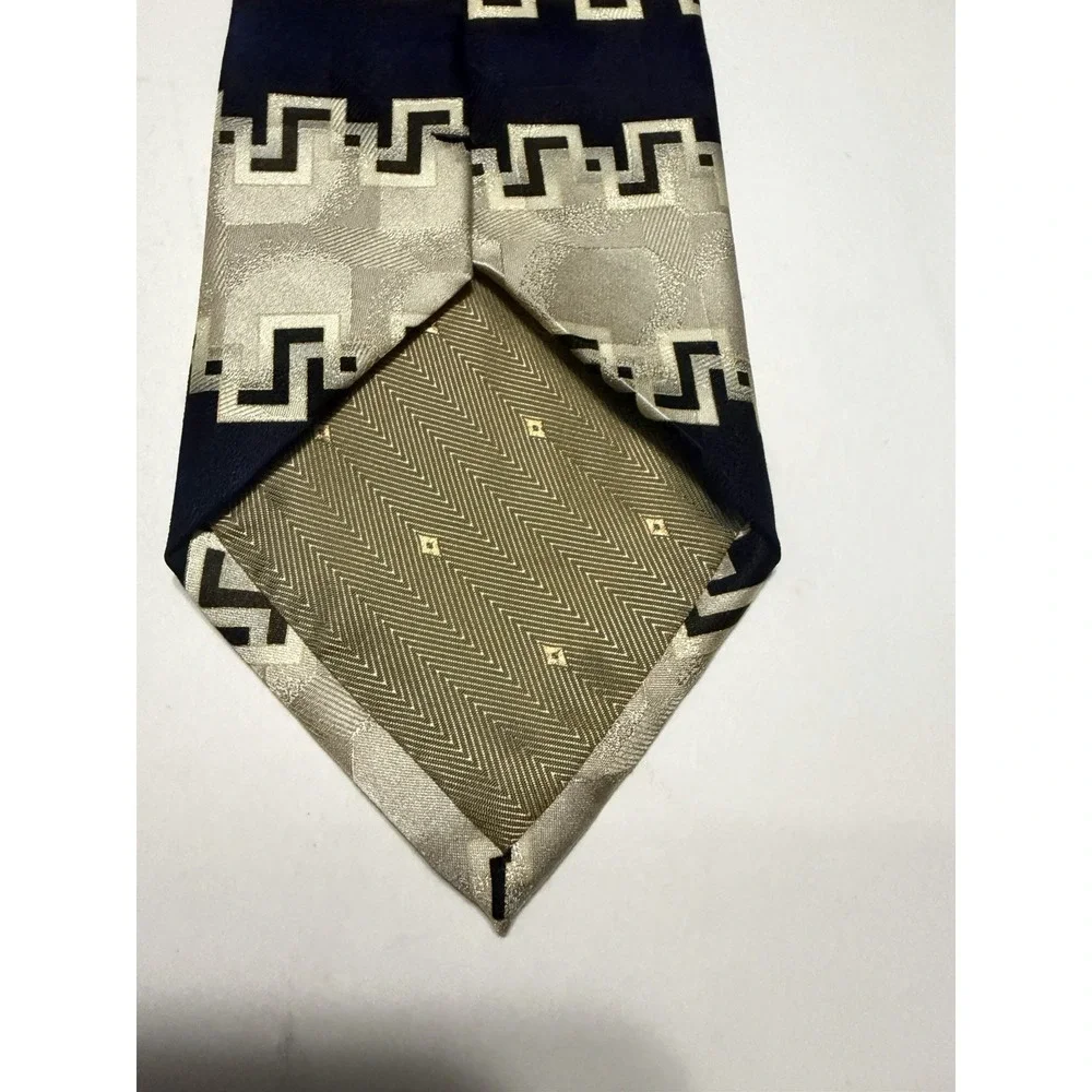 Gasparo Mens Silk Tie Navy Blue Silver Geometric Greek Key Handmade Necktie